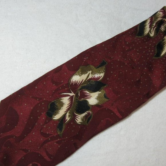 Screenplay Silk Tie - Picture 2 of 7